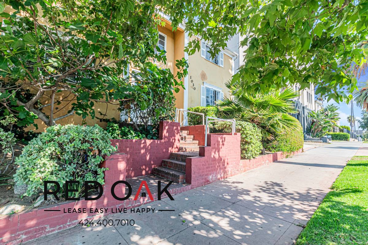 Condo for rent at 1030 Menlo Ave #7, Los Angeles, CA 90006