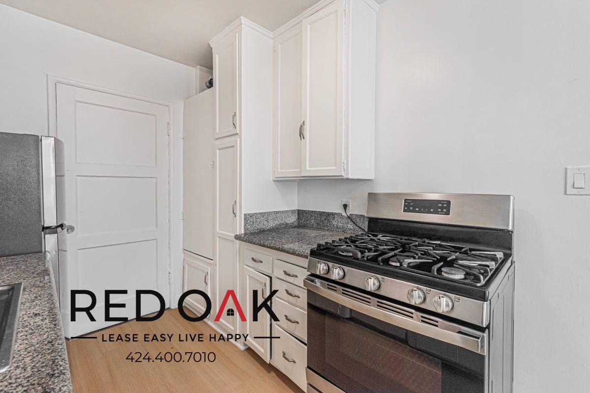Condo for rent at 1030 Menlo Ave #7, Los Angeles, CA 90006