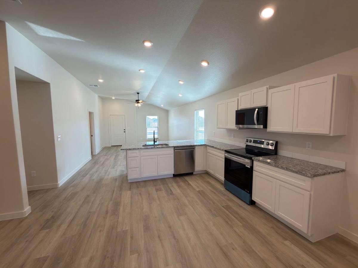 House for rent at 1209 Cottonwood Ave, Wolfforth, TX 79382