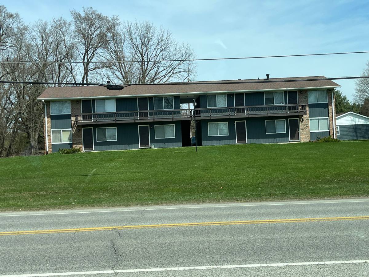 Apartment for rent at 3441 W Warren Dr, Warsaw, IN 46580