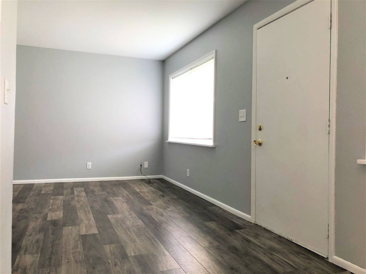 Apartment for rent at 3441 W Warren Dr, Warsaw, IN 46580