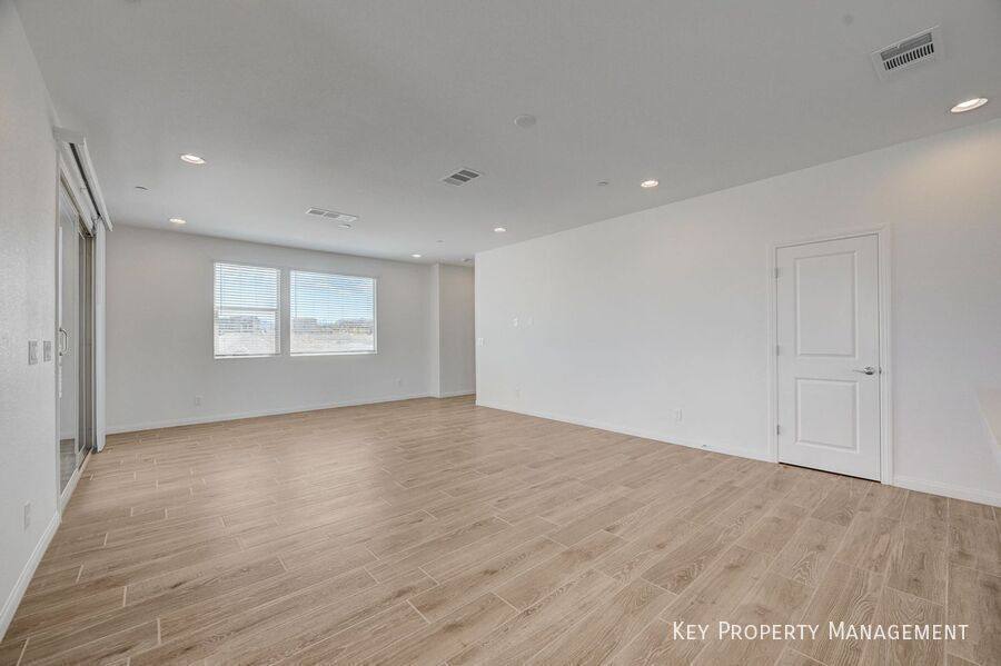 House for rent at 11636 Fleet Wing Ave, Las Vegas, NV 89138
