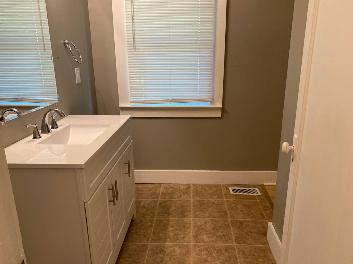 House for rent at 808 S Sprigg, Cape Girardeau, MO 63701