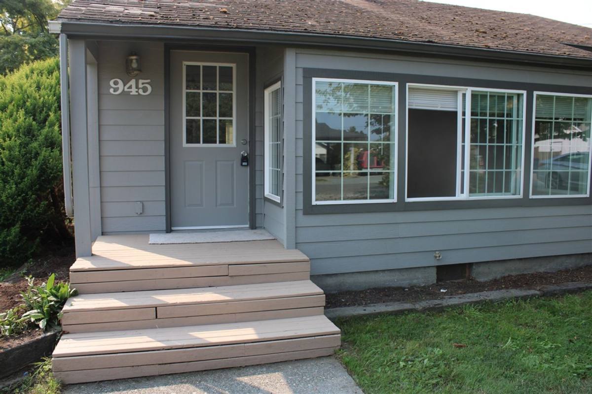 House for rent at 945 Fidalgo St, Sedro Woolley, WA 98284