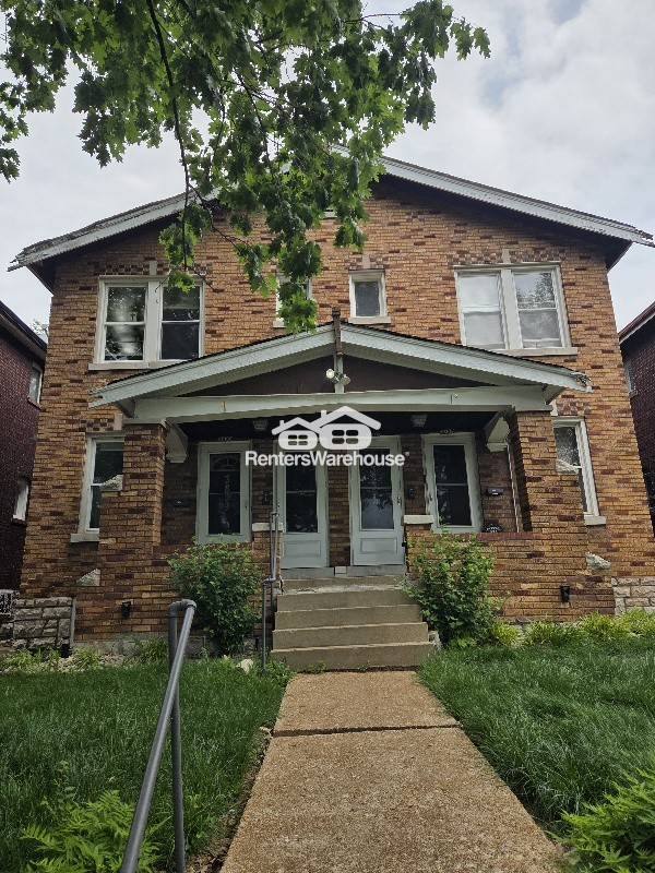 Apartment for rent at 3839 Dunnica Ave #A, Saint Louis, MO 63116