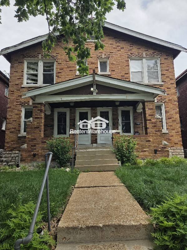Apartment for rent at 3839 Dunnica Ave #A, Saint Louis, MO 63116