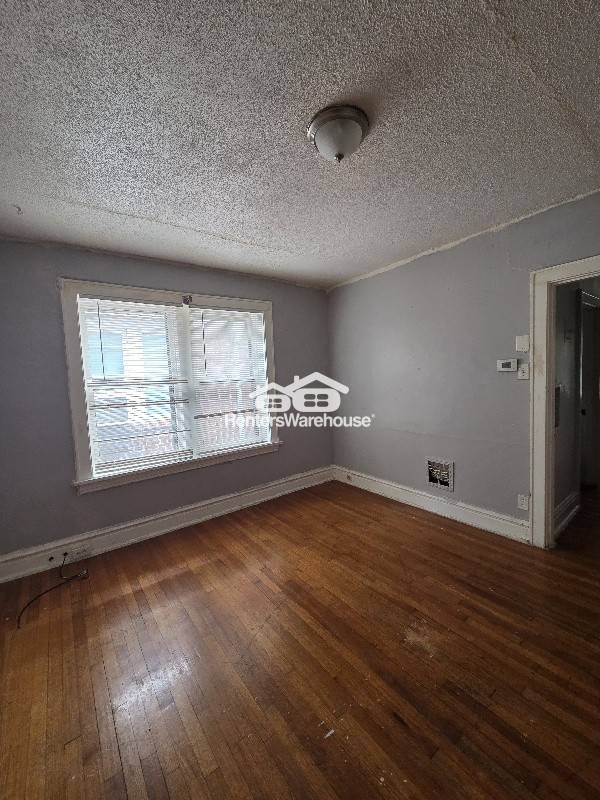 Apartment for rent at 3839 Dunnica Ave #A, Saint Louis, MO 63116