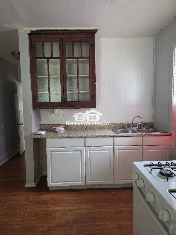 Apartment for rent at 3839 Dunnica Ave #A, Saint Louis, MO 63116