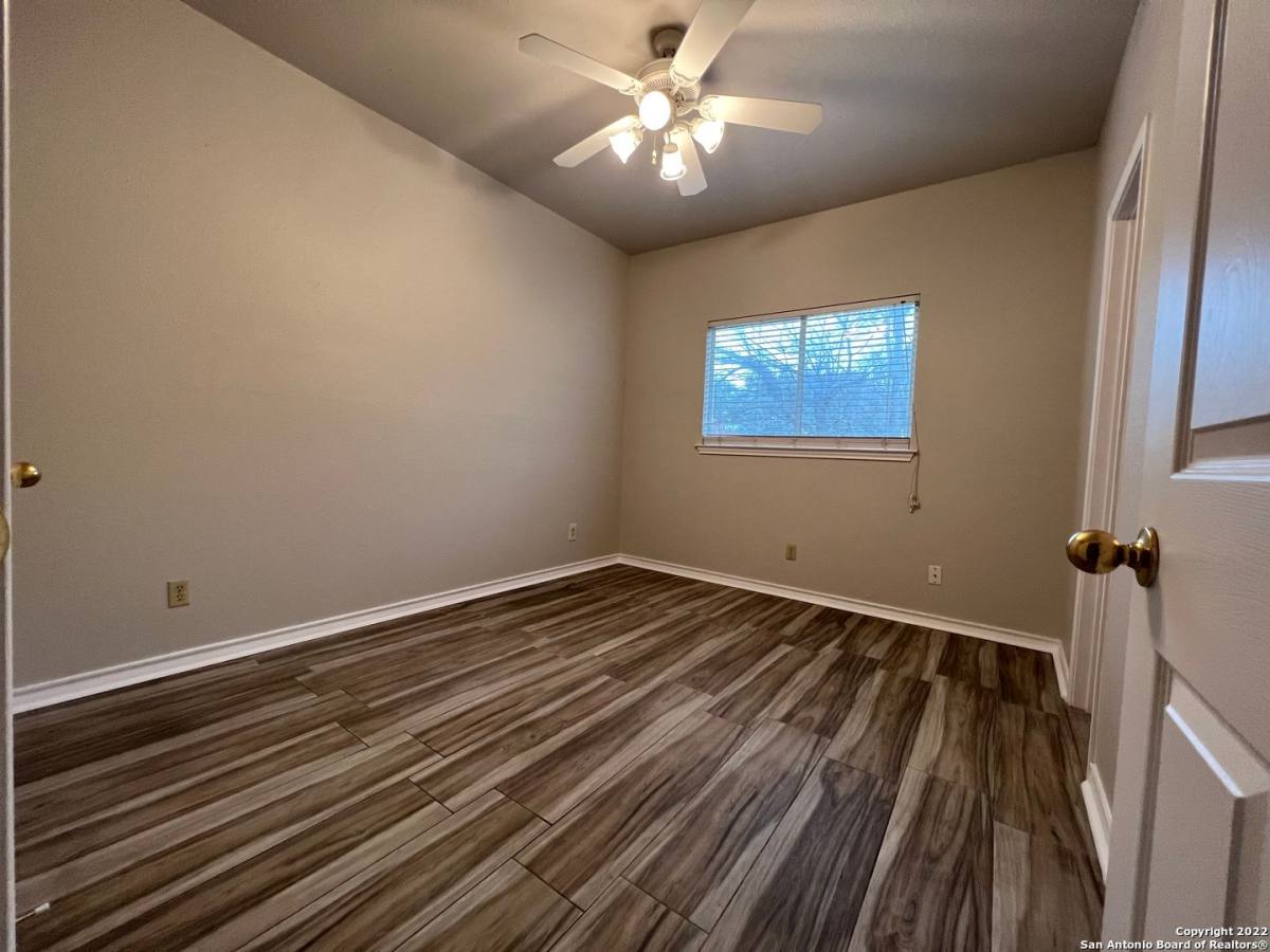 Townhouse for rent at 7047 Tourant Rd, San Antonio, TX 78240