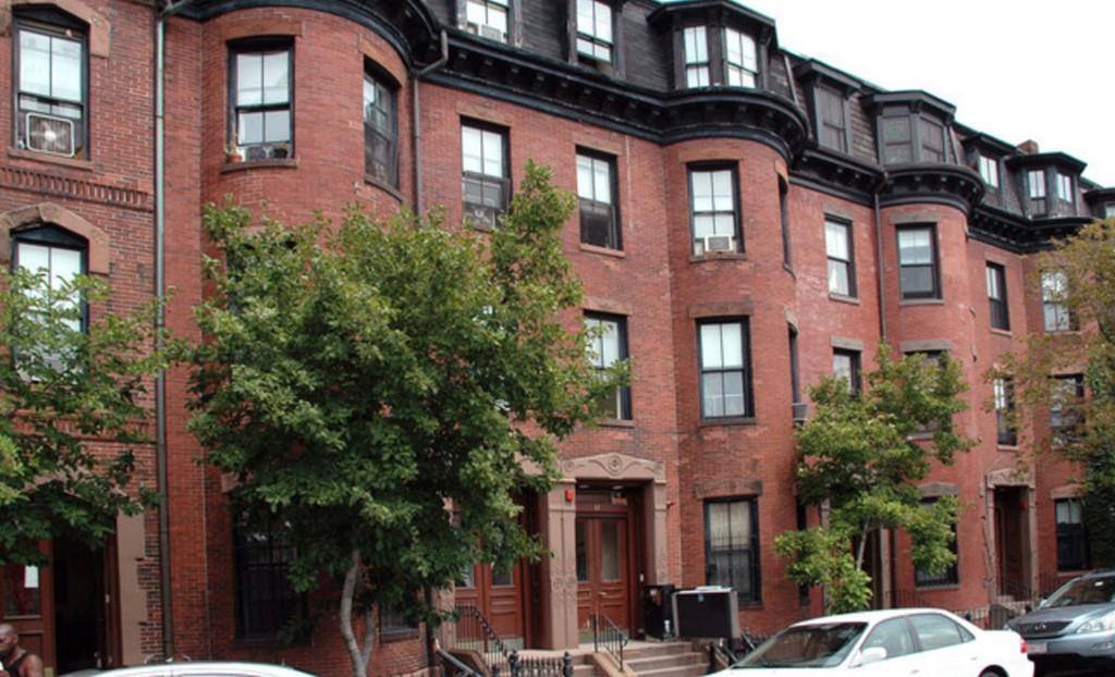 Apartment for rent at 21 Cortes St, Boston, MA 02116