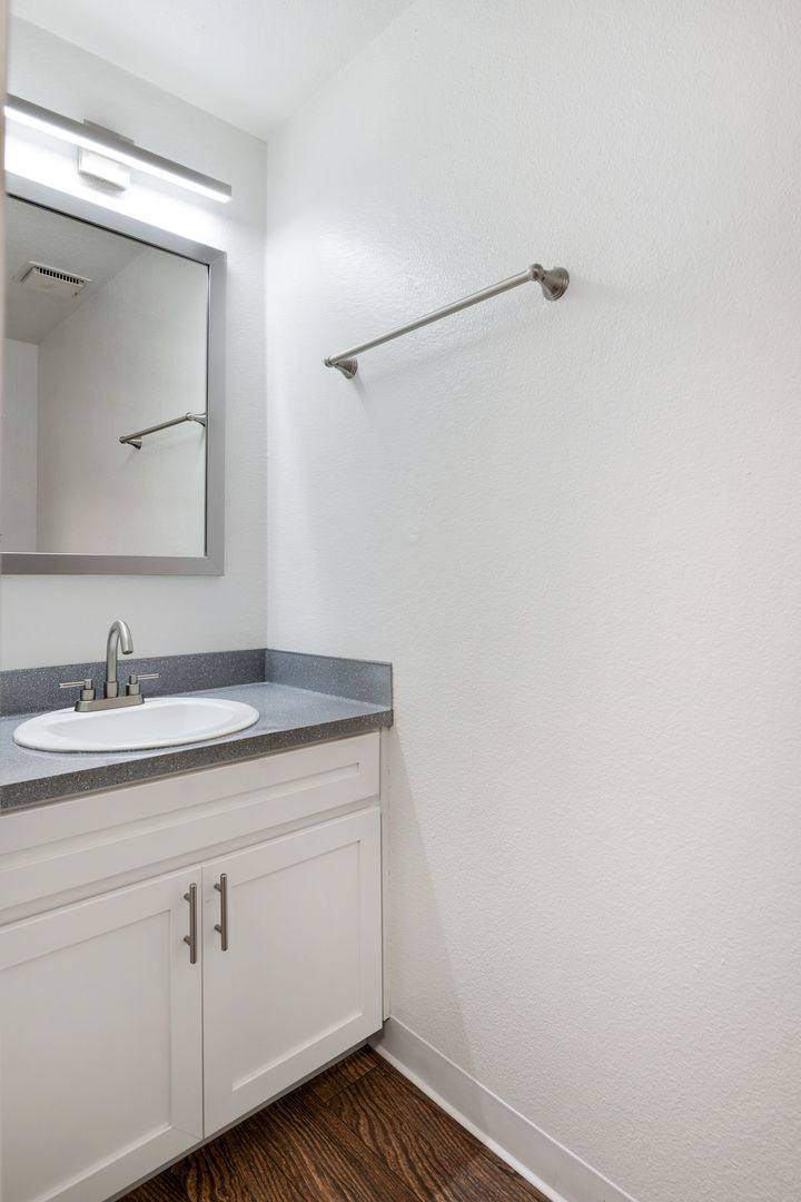 Townhouse for rent at 12506 16th St NE #B-08, Lake Stevens, WA 98258