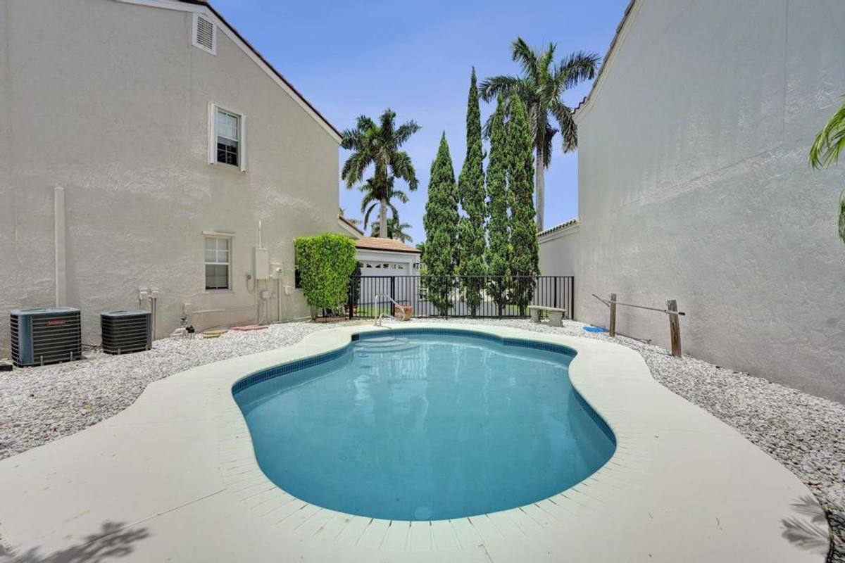 House for rent at 21461 Sawmill Court, Boca Raton, FL 33498