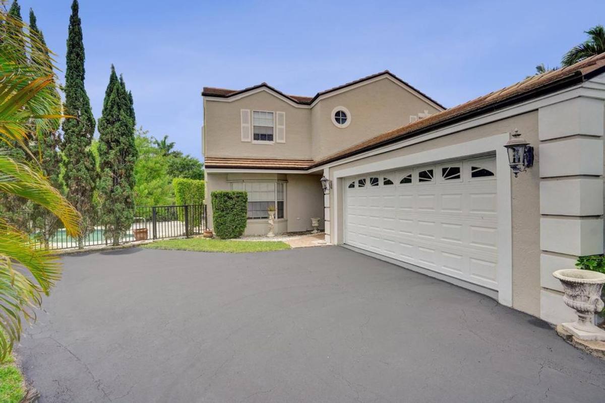 House for rent at 21461 Sawmill Court, Boca Raton, FL 33498