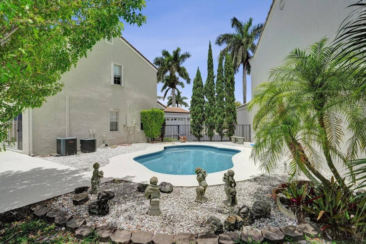 House for rent at 21461 Sawmill Court, Boca Raton, FL 33498
