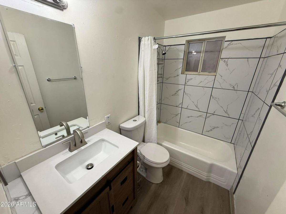 Apartment for rent at 3839 W Hazelwood St, Phoenix, AZ 85019