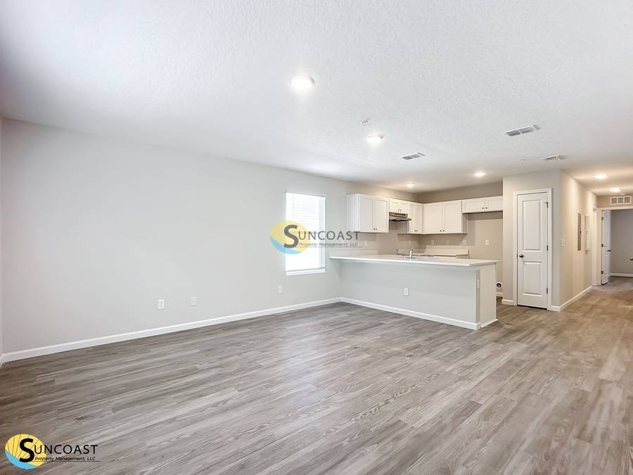 Apartment for rent at 6523 Breezy Oaks Way #102, Jacksonville, FL 32244