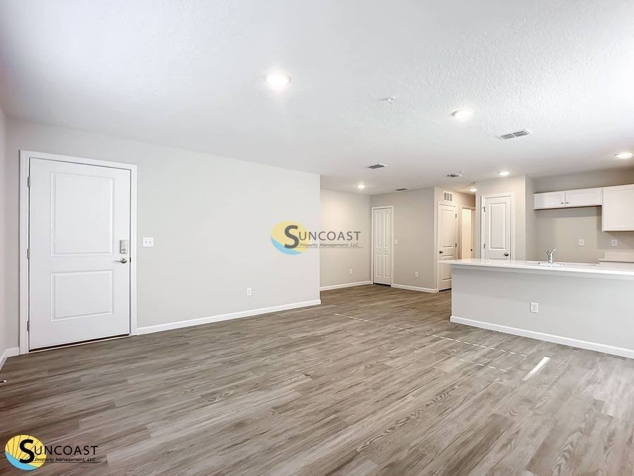 Apartment for rent at 6523 Breezy Oaks Way #102, Jacksonville, FL 32244