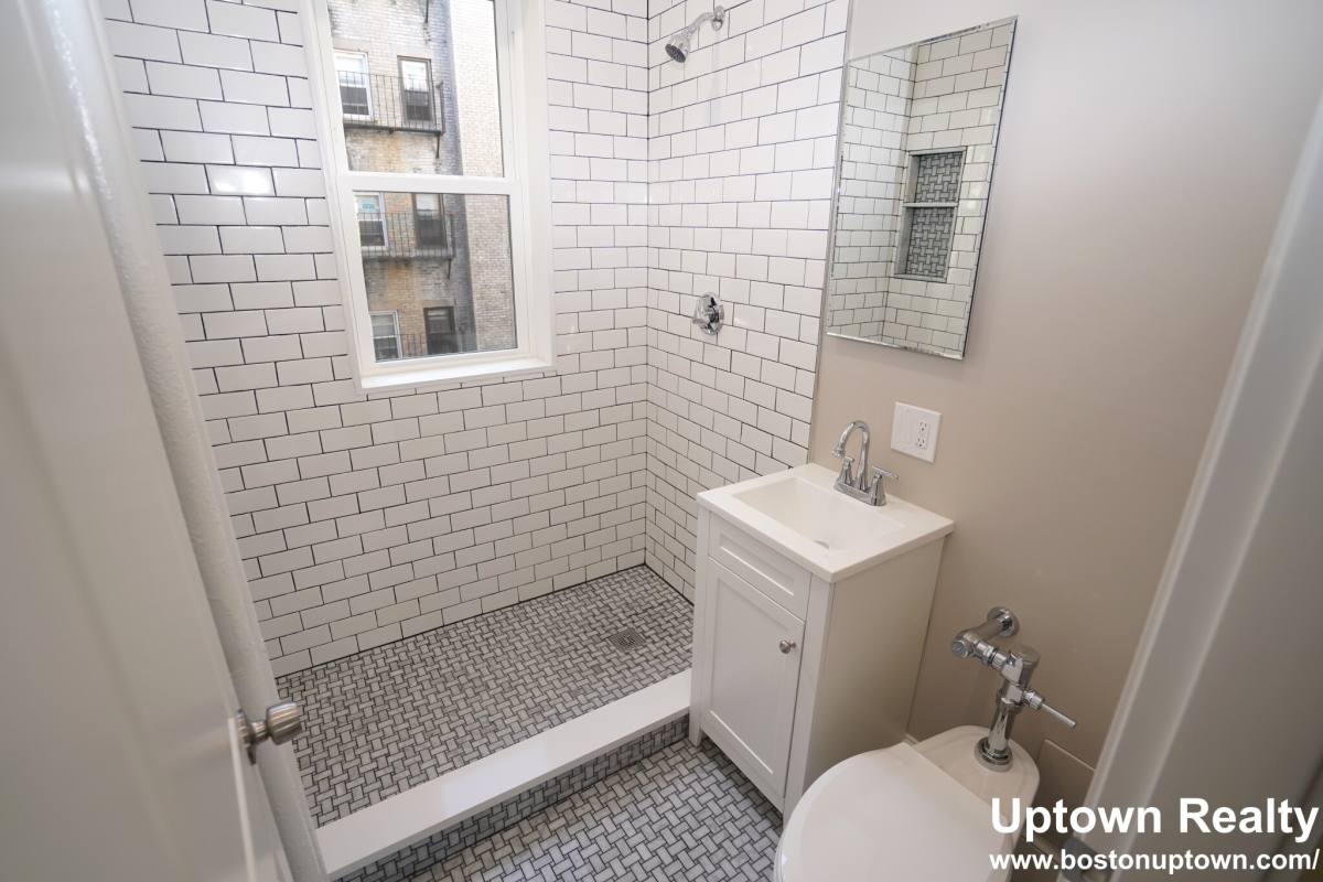 Apartment for rent at 1140 Commonwealth Ave #17, Allston, MA 02134