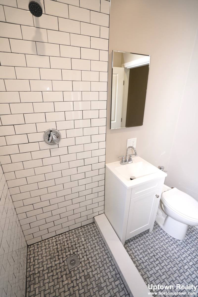 Apartment for rent at 1140 Commonwealth Ave #17, Allston, MA 02134