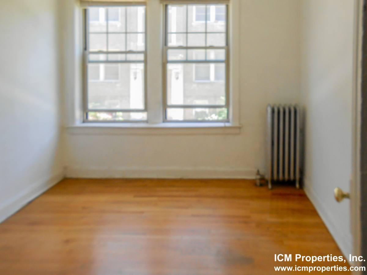 Apartment for rent at 1916 W Winona St #1, Chicago, IL 60640