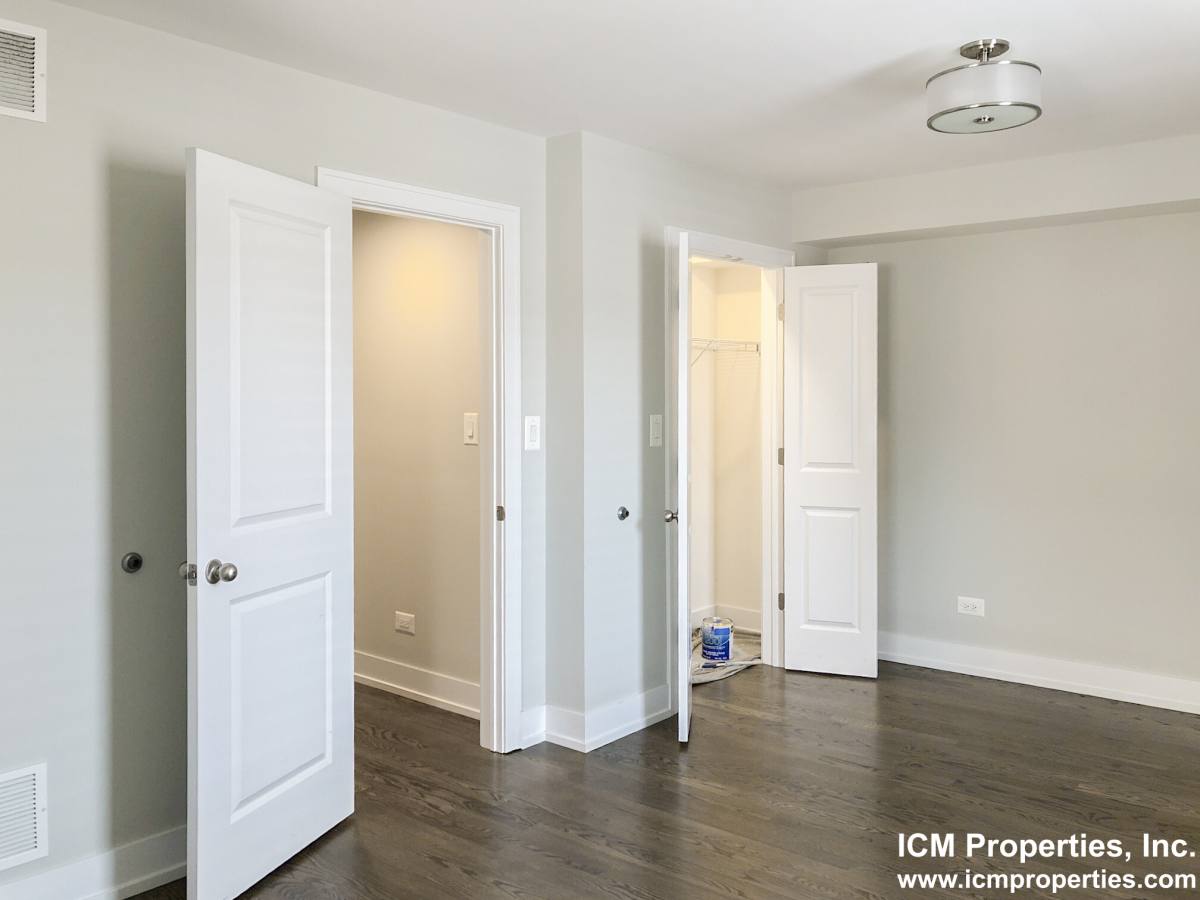 Apartment for rent at 2315 N Southport Ave #3F, Chicago, IL 60614