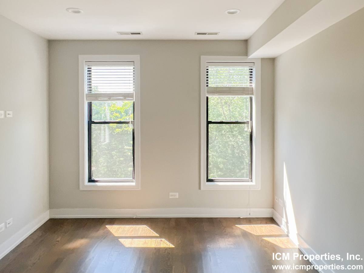 Apartment for rent at 2315 N Southport Ave #3F, Chicago, IL 60614