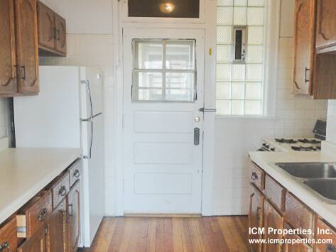 Apartment for rent at 2542 W Summerdale Ave #3R, Chicago, IL 60625