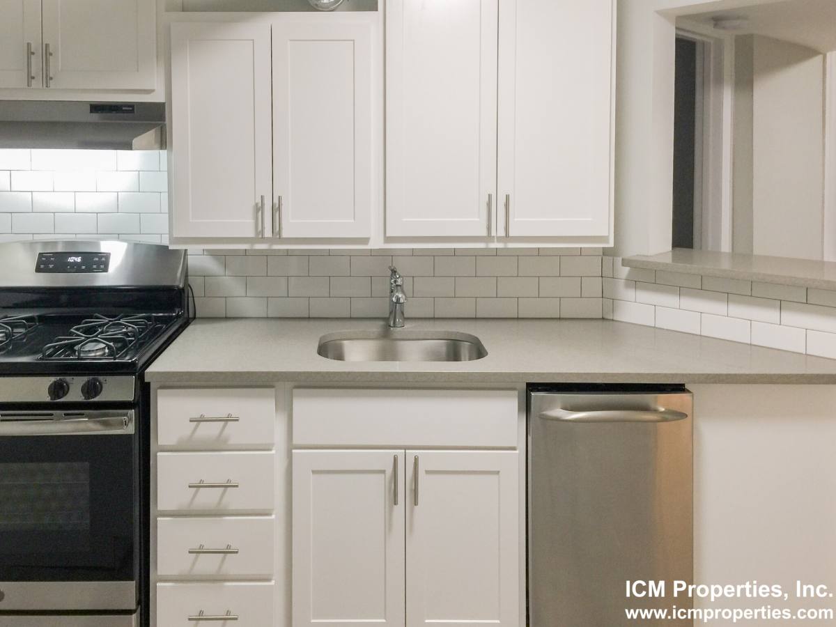 Apartment for rent at 5045 N Damen Ave #GE, Chicago, IL 60625