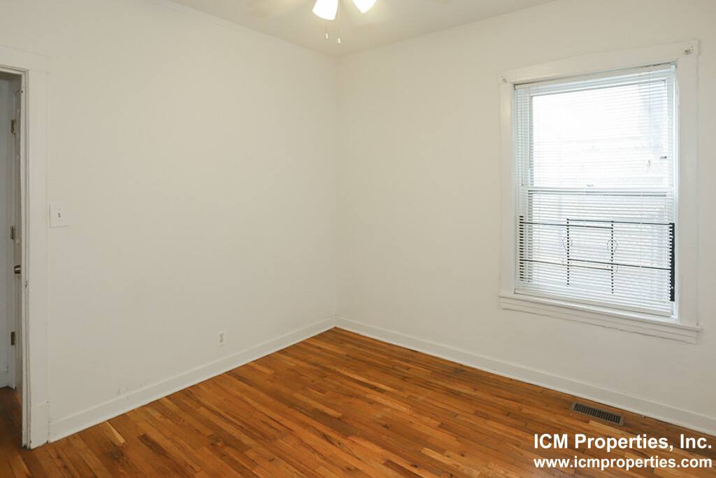 Apartment for rent at 3521 N Broadway St #1W, Chicago, IL 60657