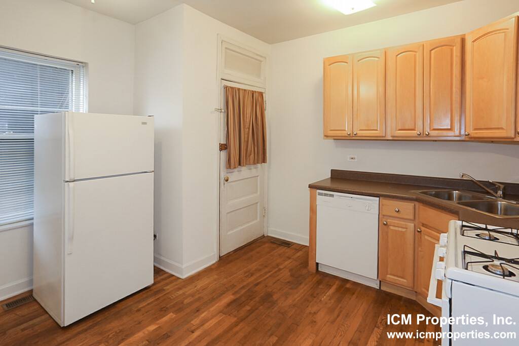 Apartment for rent at 3521 N Broadway St #1W, Chicago, IL 60657