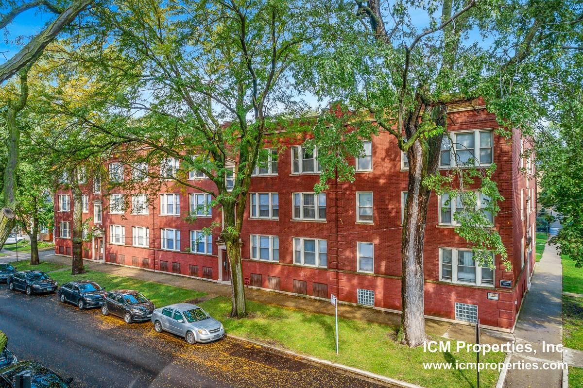 Apartment for rent at 5100 N Winchester Ave #3, Chicago, IL 60640
