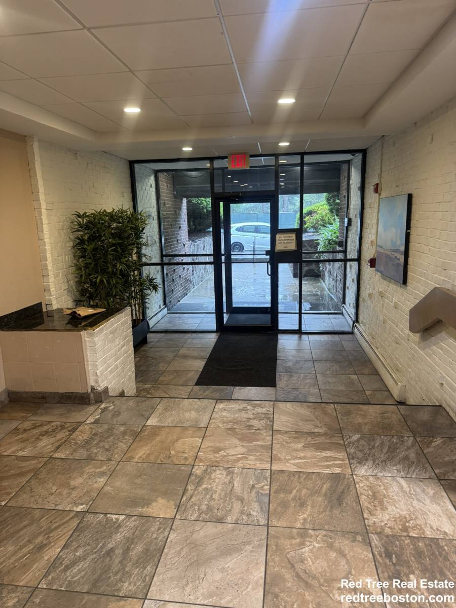 Apartment for rent at 16 Whites Ave #68, Watertown, MA 02472