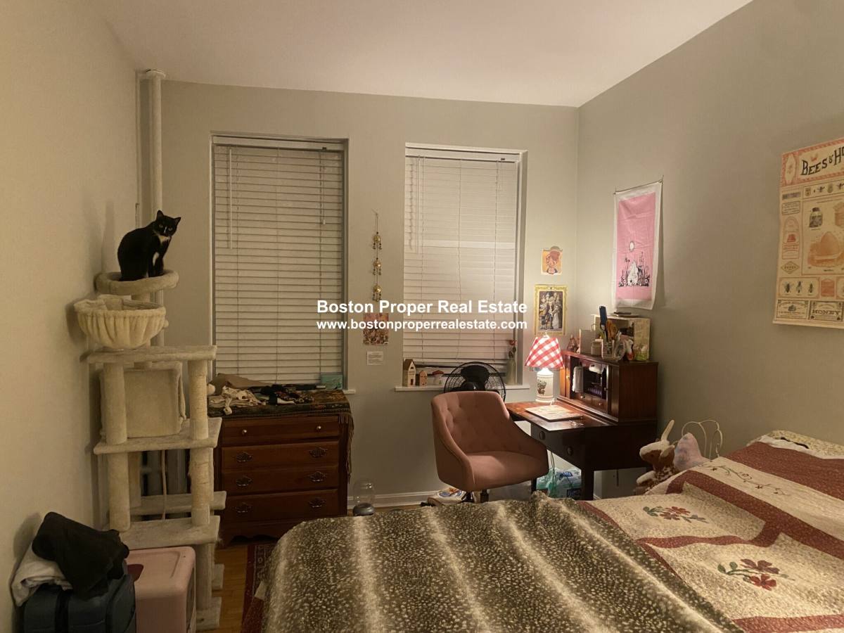 Apartment for rent at 70 Joy St #2, Boston, MA 02114