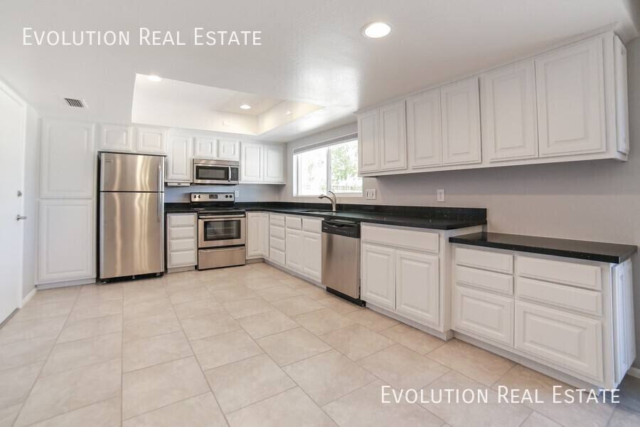 House for rent at 2521 S Kachina Circle, Tempe, AZ 85282