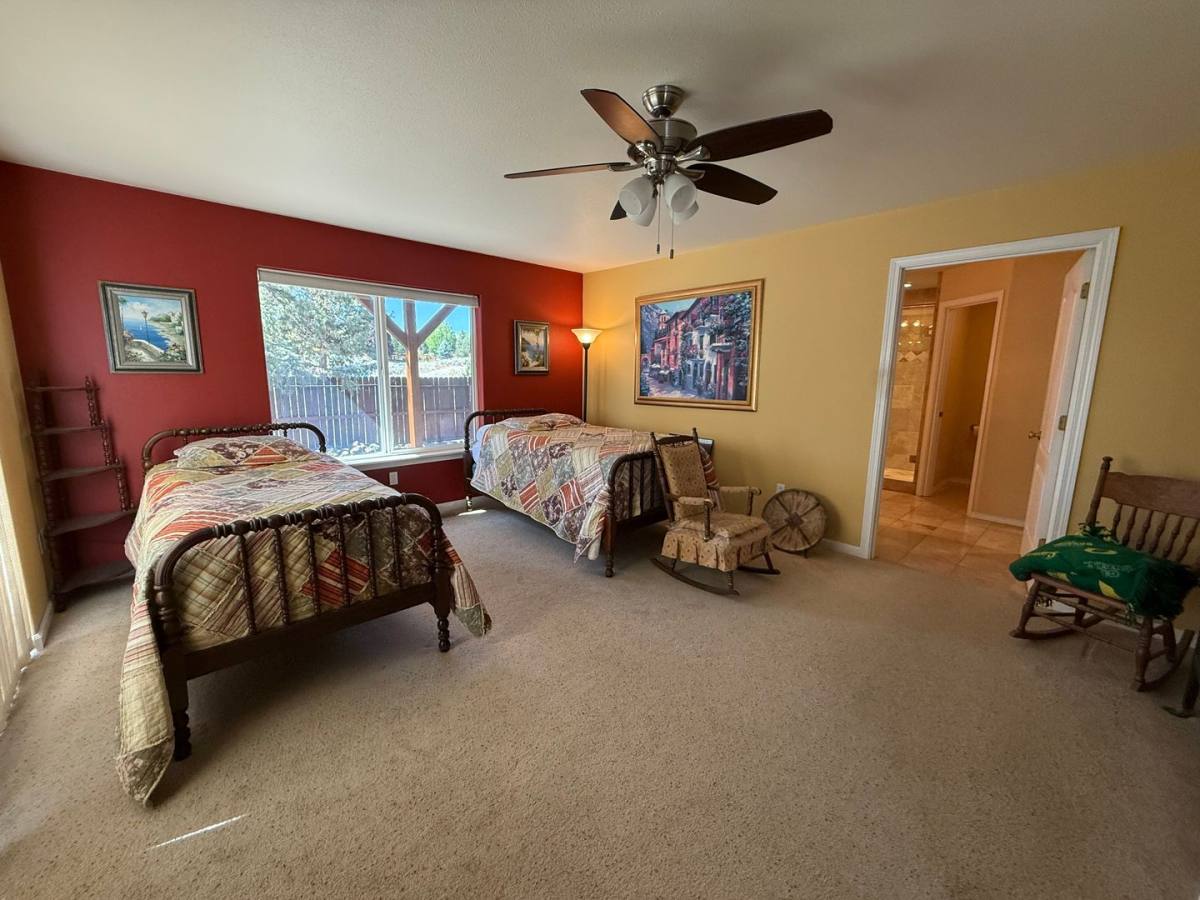 House for rent at 20997 Spinnaker St, Bend, OR 97701