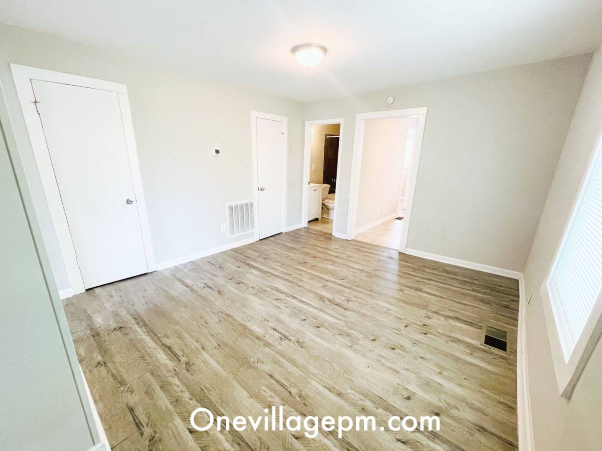 Apartment for rent at 905 Harris St, Burlington, NC 27217