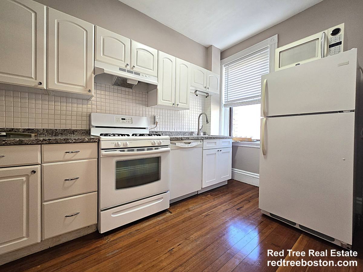 Apartment for rent at 25 Alton Place #2R, Brookline, MA 02445