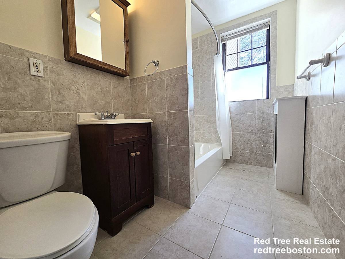 Apartment for rent at 25 Alton Place #2R, Brookline, MA 02445