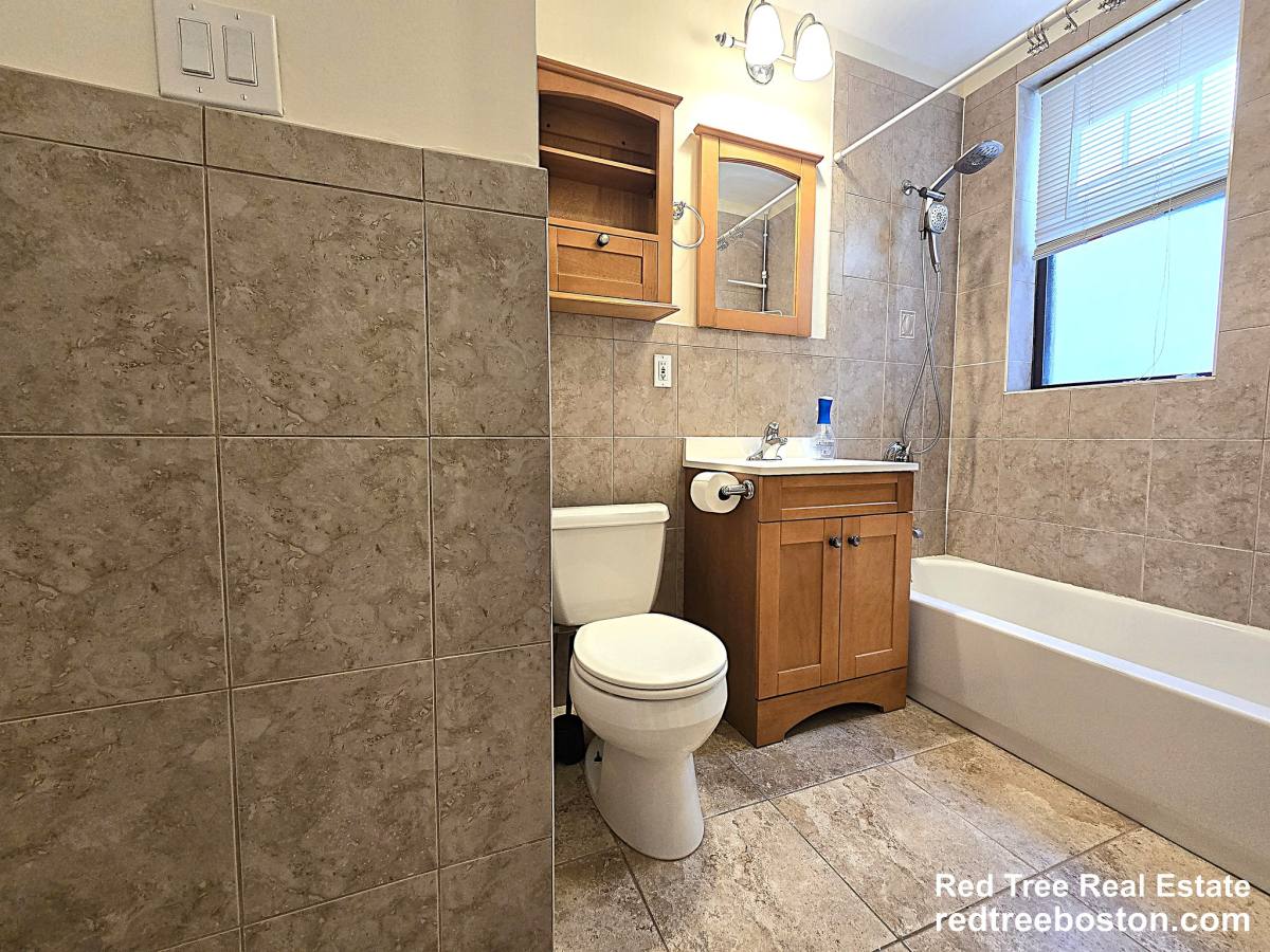 Apartment for rent at 25 Alton Place #2R, Brookline, MA 02445