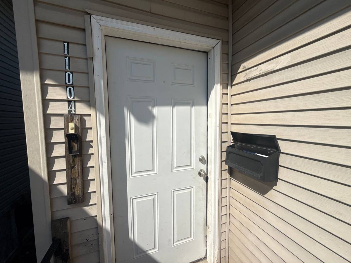 Apartment for rent at 11004 S Normal Ave, Chicago, IL 60628