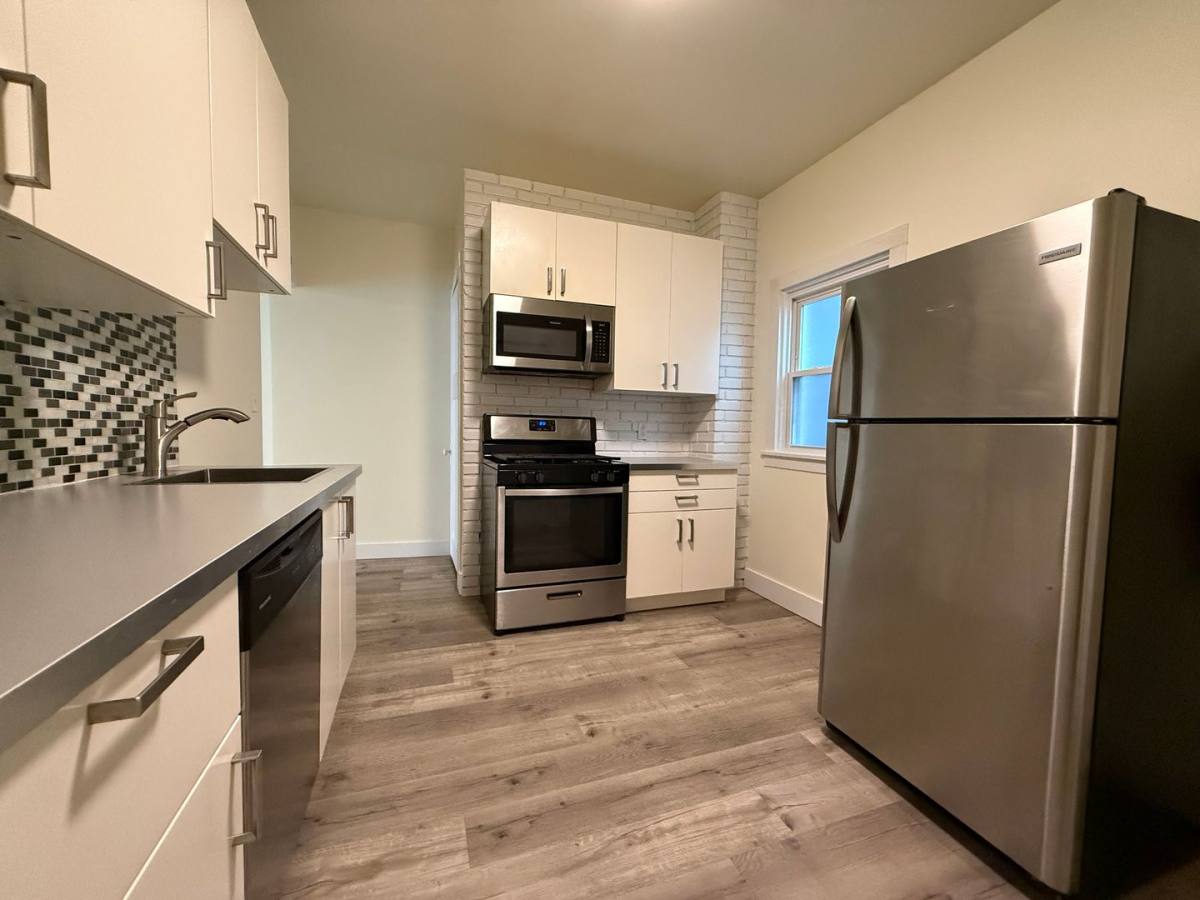Apartment for rent at 519 E 9th Ave, Homestead, PA 15120