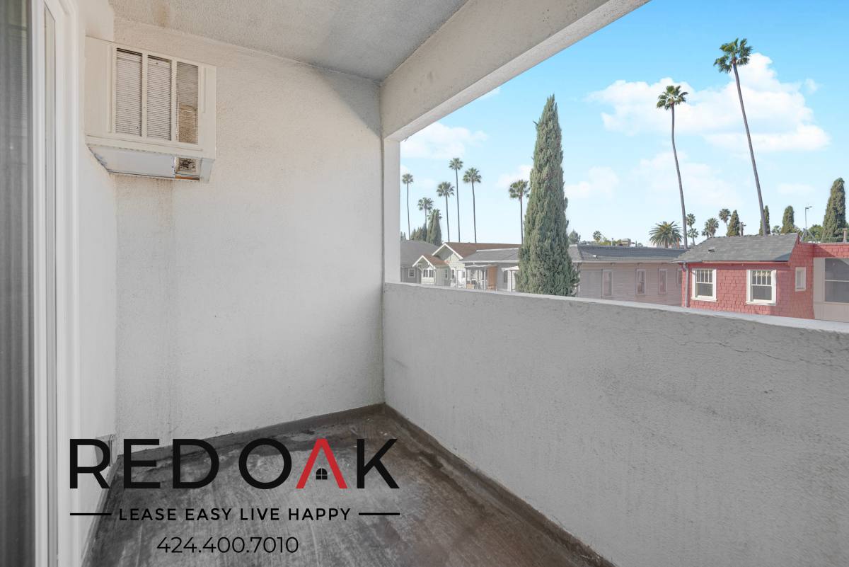 Condo for rent at 1835 Taft Ave #12, Los Angeles, CA 90028