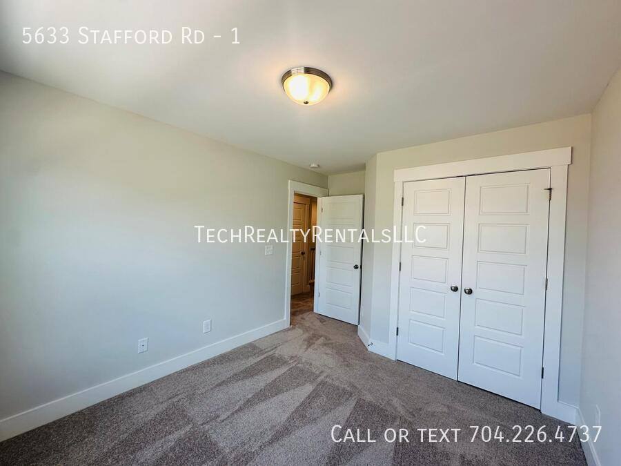 Townhouse for rent at 5633 Stafford Rd #1, Charlotte, NC 28215