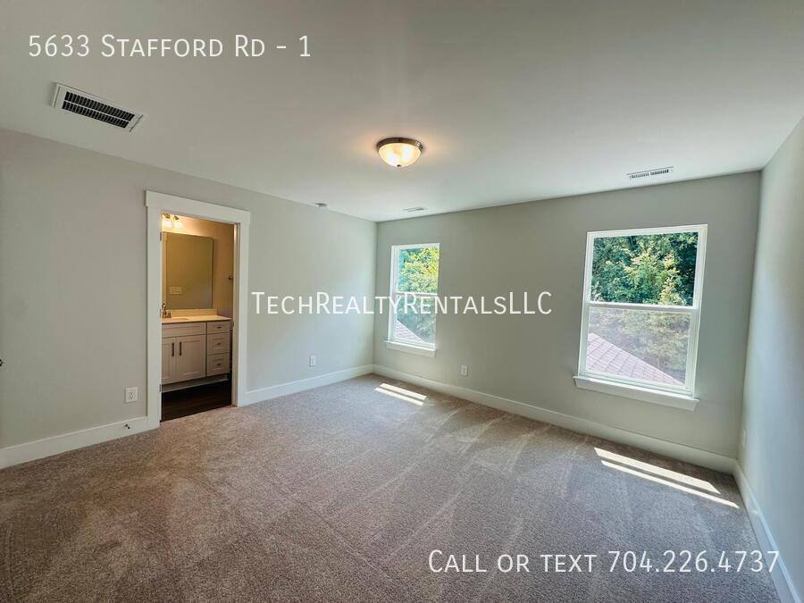 Townhouse for rent at 5633 Stafford Rd #1, Charlotte, NC 28215