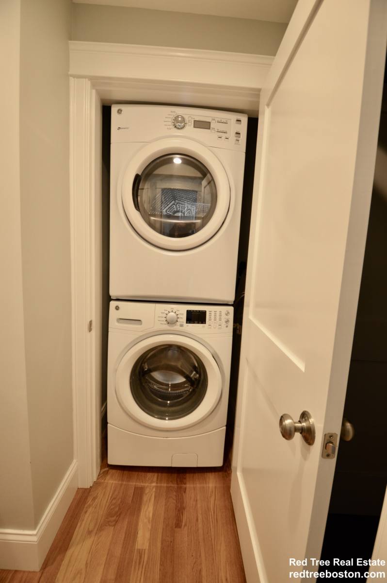 House for rent at 405 S Huntington Ave #2R, Jamaica Plain, MA 02130