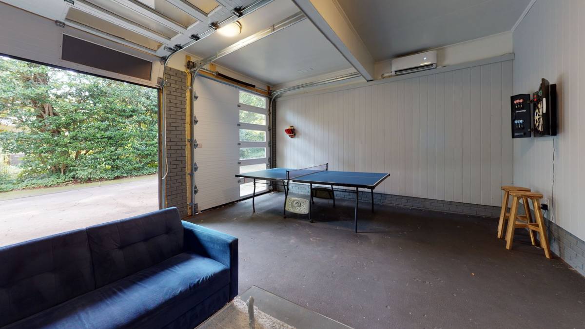 Apartment for rent at 1620 Redcoat Dr, Charlotte, NC 28211