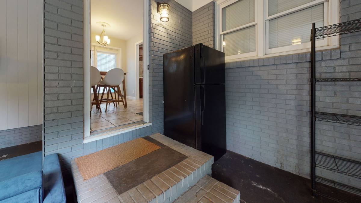 Apartment for rent at 1620 Redcoat Dr, Charlotte, NC 28211