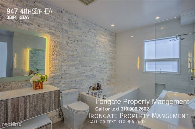Apartment for rent at 947 4th St #A, Santa Monica, CA 90403
