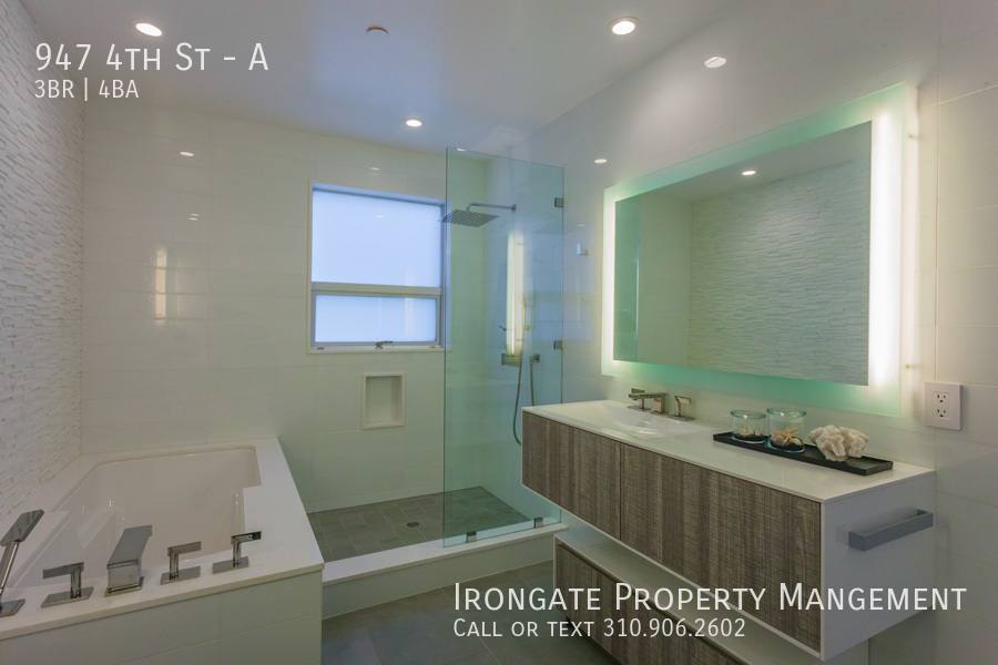 Apartment for rent at 947 4th St #A, Santa Monica, CA 90403