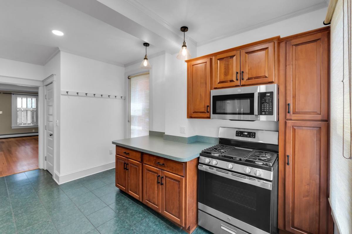 House for rent at 42 E Wall St, Bethlehem, PA 18018